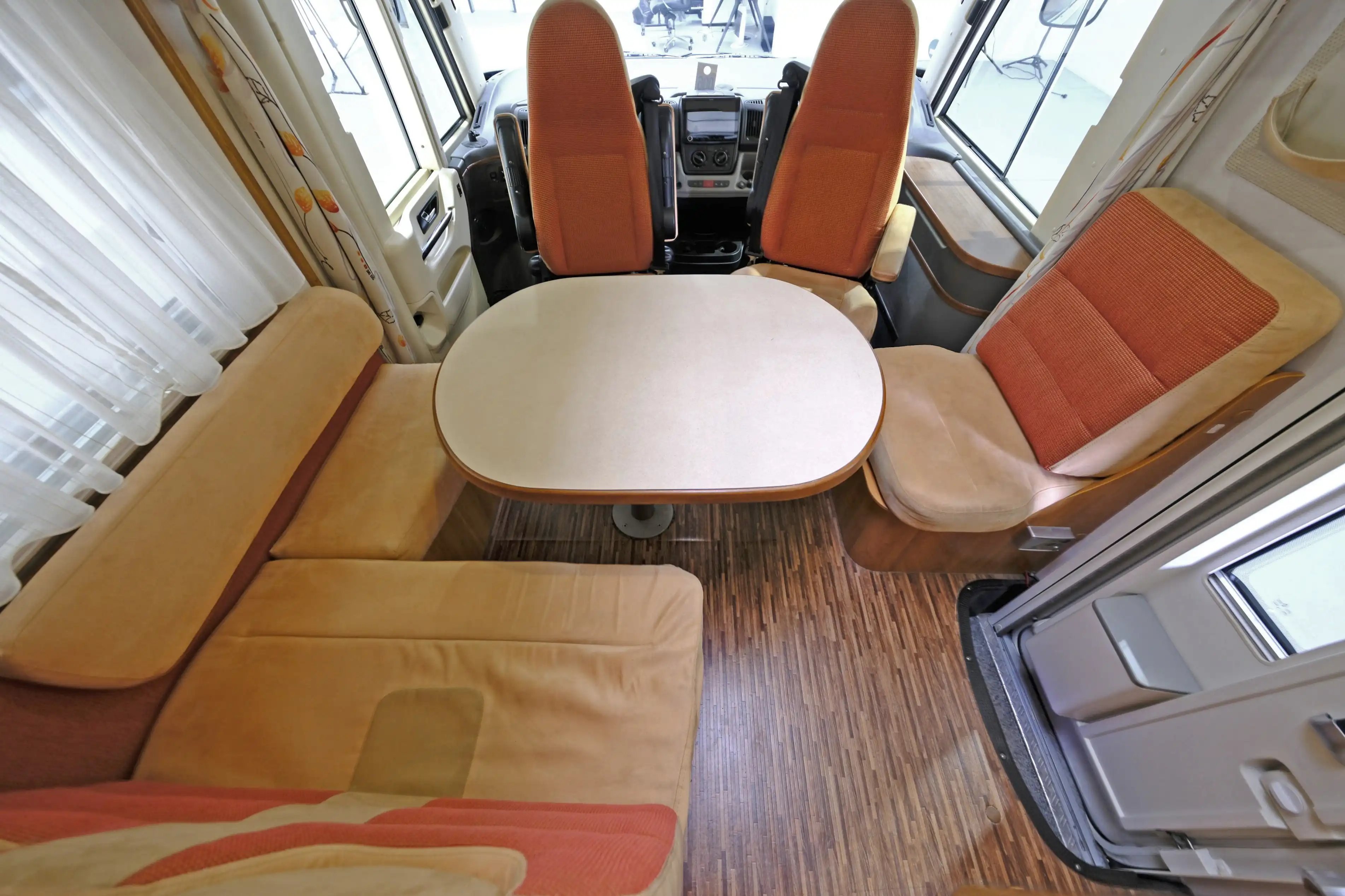 HYMER-ERIBA B 614 CL